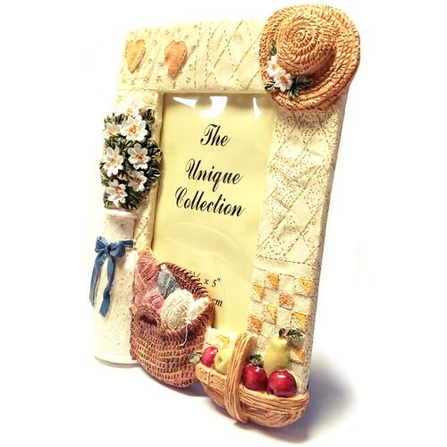 The Unique Collection Yarns 'N Stitches Sewing Themed Photo Frame (Holds 3-1/2